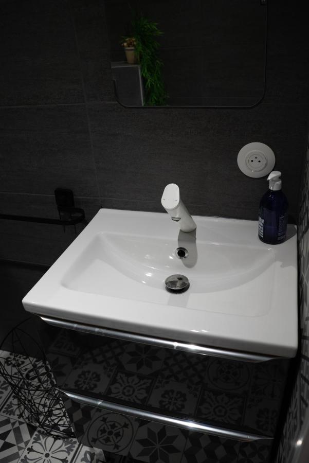 Little Mama 80 Meters From Public Parking Rapp Apartment กอลมาร์ ภายนอก รูปภาพ